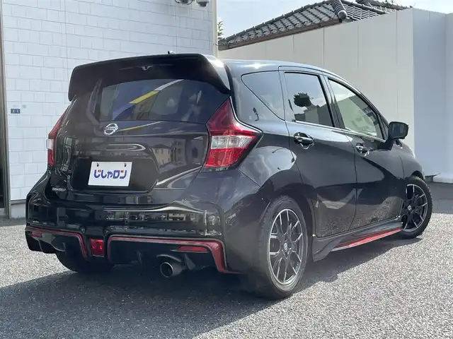 日産 ノート ニスモ 埼玉県 2016(平28)年 10.2万km スーパーブラック (株)IDOMが運営する【じしゃロン鳩ヶ谷店】の自社ローン専用車両になりますこちらは現金またはオートローンご利用時の価格です。自社ローンご希望の方は別途その旨お申付け下さい/登録時101406km/純正SDナ（MM316D-W）/　AM/FM/CD/DVD/MSV/Bluetooth/フルセグＴＶ/デジタルインナーミラー/全方位カメラ/ＥＴＣ/プッシュスタート/スマートキーx2/アイドリングストップ/ドライブレコーダー/ＮＩＳＭＯ専用スエード調スポーツシート/ＮＩＳＭＯ専用コンビハンドル/純正16インチアルミホイール/純正フロアマット/LEDヘッドライト/オートライト/フォグランプ/電動格納機能付きウインカーミラー/純正フロアマット