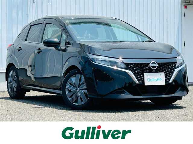 日産 ノート X 熊本県 2021(令3)年 5.5万km スーパーブラック 純正ナビ/・AM/FM/CD/DVD/USB/SD/iPod/BT/・フルセグTV/360°セーフティアシスト/・車線逸脱警報/・エマージェンシーブレーキ/・速度標識表示/・ふらつき警報/・オートマチックハイビーム/前後コーナーセンサー/電動サイドブレーキ/・オートホールド/ETC/オートライト/・ヘッドライトレベライザー/純正ドライブレコーダー/電動格納ミラー/純正ドアバイザー/純正フロアマット/スマートキー