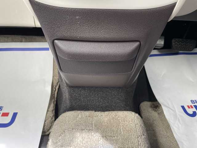 トヨタ スペイド G 宮城県 2013(平25)年 9.7万km ホワイトパールクリスタルシャイン (株)IDOMが運営する【じしゃロン仙台店】の自社ローン専用車両になりますこちらは現金またはオートローンご利用時の価格です。自社ローンご希望の方は別途その旨お申付け下さい/パワースライドドア/SDナビ/フルセグ/Bluetooth/CD/DVD/バックカメラ/ETC/シートヒーター/ダウンサス