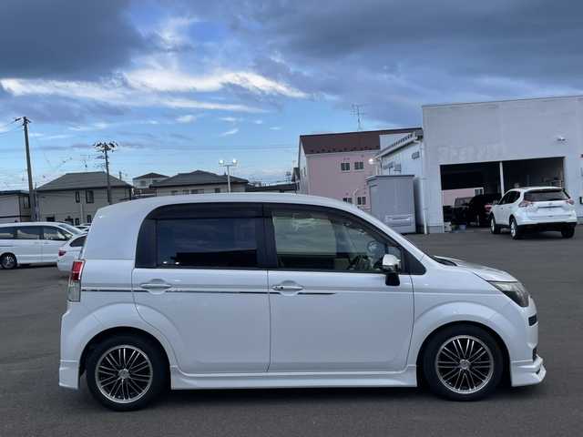 トヨタ スペイド G 宮城県 2013(平25)年 9.7万km ホワイトパールクリスタルシャイン (株)IDOMが運営する【じしゃロン仙台店】の自社ローン専用車両になりますこちらは現金またはオートローンご利用時の価格です。自社ローンご希望の方は別途その旨お申付け下さい/パワースライドドア/SDナビ/フルセグ/Bluetooth/CD/DVD/バックカメラ/ETC/シートヒーター/ダウンサス