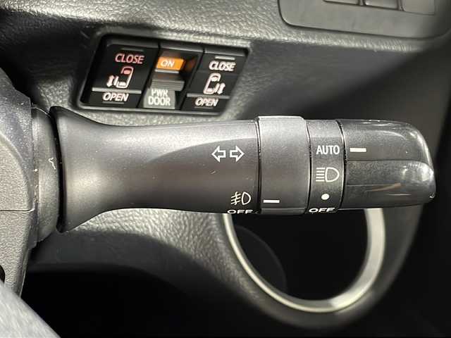 トヨタ シエンタ G クエロ 広島県 2017(平29)年 4.6万km クールボルドーガラスフレーク 禁煙車/純正ナビ/バックカメラ/両側パワースライドドア/ＥＴＣ/レーンキープアシスト/衝突被害軽減/オートマチックハイビーム/踏み間違い防止/ＬＥＤヘッドライト/フォグランプ/ステアリングスイッチ/ＤＶＤ/純正15インチアルミホイール(185/60/R15)/エアバッグ(運転席/助手席)