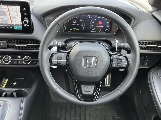 ホンダ ＺＲ－Ｖ ハイブリッド e:HEV Z ブラックスタイル 東京都 2024(令6)年 0.8万km ミッドナイトブルービームM 純正９型ナビ　/ワンオーナー　/全周囲カメラ　/置型充電　/ＢＯＳＥサウンド　/電動リアゲート　/パワーシート　/シートヒーター/ステアリングヒーター　/レザーシート　/ビルトイン２．０ＥＴＣ　/前後ドラレコ　/ＬＥＤヘッド/パドルシフト/ラバーマット