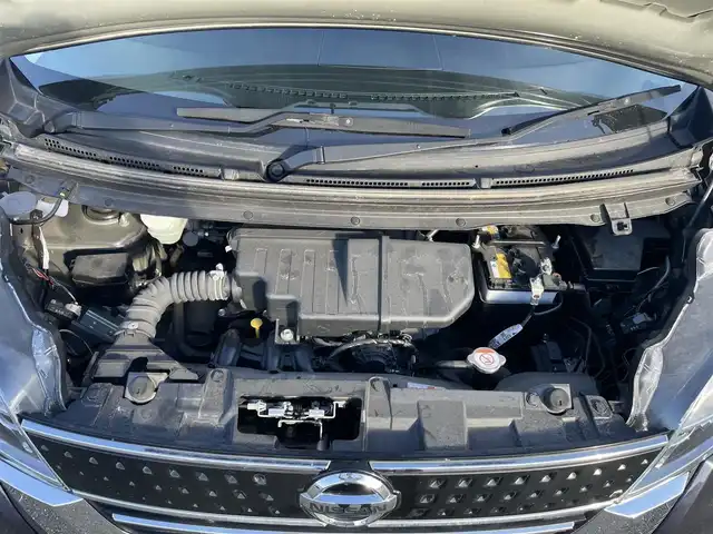 日産 デイズ ルークス ハイウェイスターX 岩手県 2019(令1)年 0.7万km プレミアムパープルP 純正/社外/SDナビ/AM/FM/CD/DVD/Bluetooth/フルセグTV/バックカメラ/アラウンドビューモニター/片側パワースライドドア/エマージェンシーブレーキ/横滑り防止装置/コーナーセンサー/アイドリングストップ/オートライト/オートハイビーム/LEDヘッドライト/フォグランプ/スマートキー/プッシュスタート/電動格納ミラー/社外14インチAW/純正フロアマット/ドアバイザー/保証書