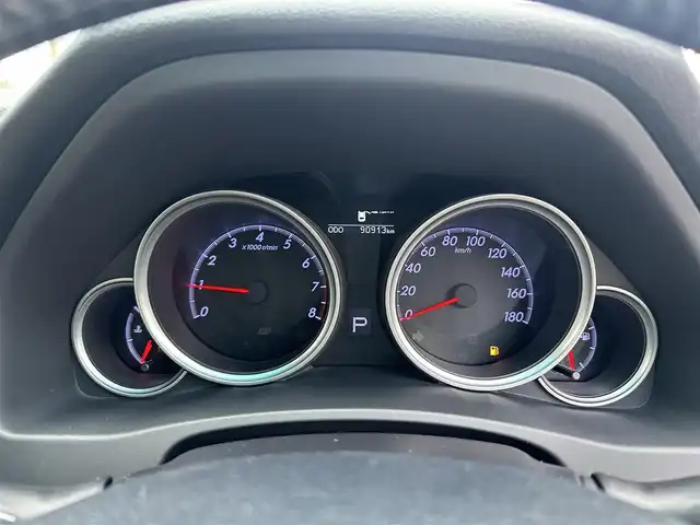 トヨタ マークＸ 250G 滋賀県 2013(平25)年 9.1万km ホワイトパールクリスタルシャイン (株)IDOMが運営する【じしゃロン草津店】の自社ローン専用車両になりますこちらは現金またはオートローンご利用時の価格です。自社ローンご希望の方は別途その旨お申付け下さい