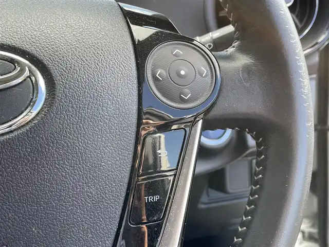 トヨタ アクア クロスオーバー 愛知県 2018(平30)年 7.9万km ホワイトパールクリスタルシャイン スマートキー/プッシュスタート/純正ナビ/バックカメラ/ビルトインETC/純正16インチAW/トヨタセーフティセンス/クリアランスソナー /オートライト/ドライブレコーダー/ハーフレザーシート/純正フロアマット/取説、保証書/スペアキー