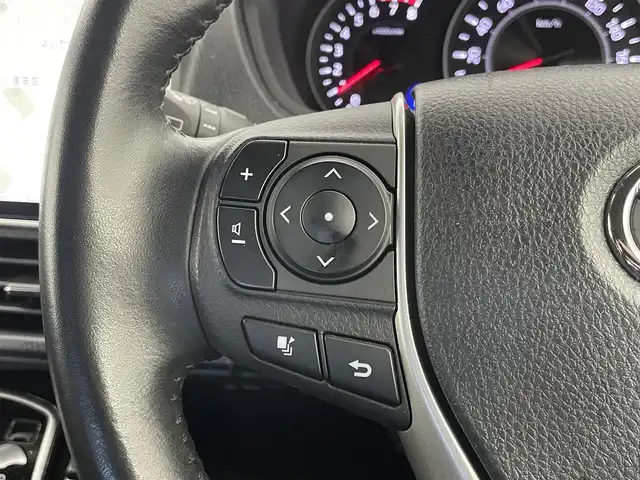 トヨタ ノア Si ダブルバイビーⅡ 埼玉県 2019(平31)年 4.1万km ブラック 純正１０インチナビ　バックカメラ　ビルトインＥＴＣ　前後ドライブレコーダー　セーフティセンス　クルーズコントロール　純正アルミホイール　スマートキー　オートハイビーム　ＬＥＤヘッドライト　地デジＴＶ