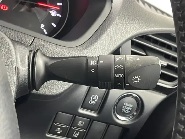 トヨタ ノア Si ダブルバイビーⅡ 埼玉県 2019(平31)年 4.1万km ブラック 純正１０インチナビ　バックカメラ　ビルトインＥＴＣ　前後ドライブレコーダー　セーフティセンス　クルーズコントロール　純正アルミホイール　スマートキー　オートハイビーム　ＬＥＤヘッドライト　地デジＴＶ