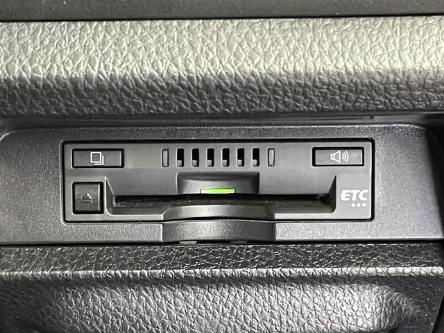 トヨタ ノア Si ダブルバイビーⅡ 埼玉県 2019(平31)年 4.1万km ブラック 純正１０インチナビ　バックカメラ　ビルトインＥＴＣ　前後ドライブレコーダー　セーフティセンス　クルーズコントロール　純正アルミホイール　スマートキー　オートハイビーム　ＬＥＤヘッドライト　地デジＴＶ