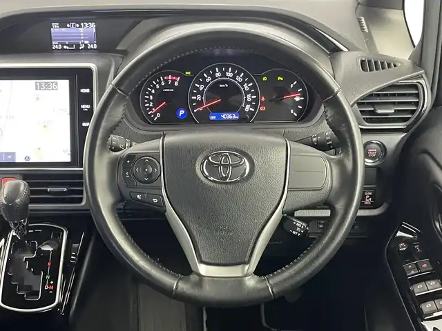 トヨタ ノア Si ダブルバイビーⅡ 埼玉県 2019(平31)年 4.1万km ブラック 純正１０インチナビ　バックカメラ　ビルトインＥＴＣ　前後ドライブレコーダー　セーフティセンス　クルーズコントロール　純正アルミホイール　スマートキー　オートハイビーム　ＬＥＤヘッドライト　地デジＴＶ