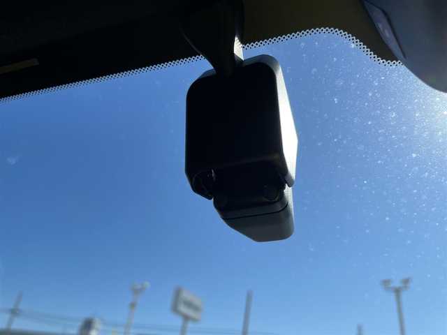 スバル ＢＲＺ S 石川県 2021(令3)年 3.1万km マグネタイトグレーメタリック 純正9型ナビ/フルセグTV/バックカメラ/LEDヘッドライト/ETC/ドライブレコーダー/STIスポイラー/フジツボマフラー/ハーフレザーシート/シートヒーター/純正アルミホイール/クルーズコントロール/オートエアコン/オートライト