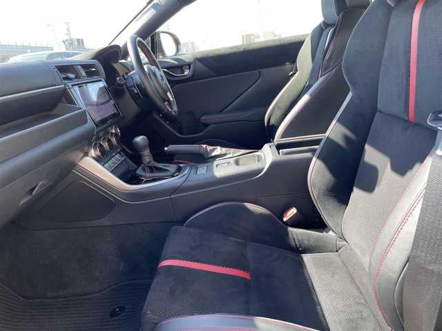 スバル ＢＲＺ S 石川県 2021(令3)年 3.1万km マグネタイトグレーメタリック 純正9型ナビ/フルセグTV/バックカメラ/LEDヘッドライト/ETC/ドライブレコーダー/STIスポイラー/フジツボマフラー/ハーフレザーシート/シートヒーター/純正アルミホイール/クルーズコントロール/オートエアコン/オートライト