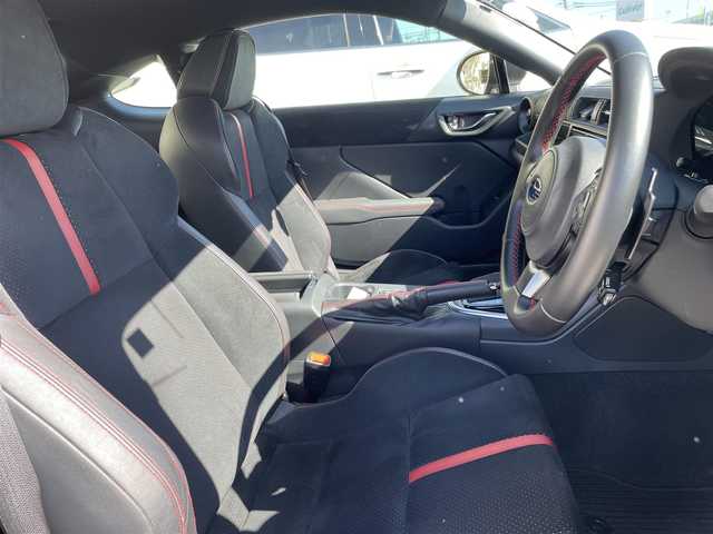 スバル ＢＲＺ S 石川県 2021(令3)年 3.1万km マグネタイトグレーメタリック 純正9型ナビ/フルセグTV/バックカメラ/LEDヘッドライト/ETC/ドライブレコーダー/STIスポイラー/フジツボマフラー/ハーフレザーシート/シートヒーター/純正アルミホイール/クルーズコントロール/オートエアコン/オートライト