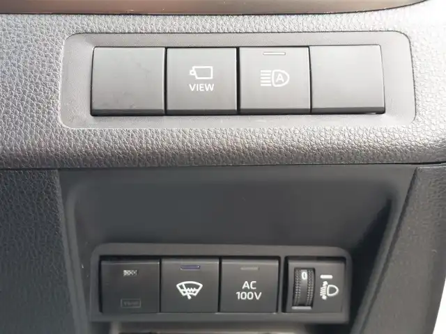 トヨタ アクア Z 東京都 2023(令5)年 0.8万km プラチナホワイトパールマイカ Toyota Safety Sense/・プリクラッシュセーフティ/・レーントレーシングアシスト/・オートマチックハイビーム/・レーダークルーズコントロール/・ブラインドスポットモニター/・クリアランスソナー/パノラミックビューモニター/プッシュスタート/純正10.5インチナビ/フルセグTV/ETC/100V電源/LEDヘッドライト/ドアバイザー/16インチ純正アルミホイール/スマートキー