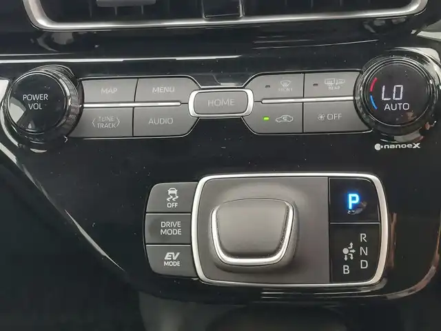 トヨタ アクア Z 東京都 2023(令5)年 0.8万km プラチナホワイトパールマイカ Toyota Safety Sense/・プリクラッシュセーフティ/・レーントレーシングアシスト/・オートマチックハイビーム/・レーダークルーズコントロール/・ブラインドスポットモニター/・クリアランスソナー/パノラミックビューモニター/プッシュスタート/純正10.5インチナビ/フルセグTV/ETC/100V電源/LEDヘッドライト/ドアバイザー/16インチ純正アルミホイール/スマートキー