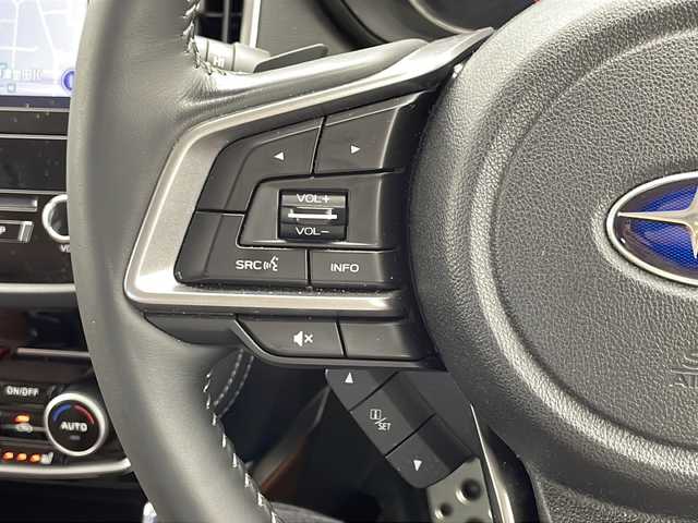 スバル フォレスター ハイブリッド 千葉県 2020(令2)年 4.3万km パール 衝突軽減ブレーキ/オートライト/パドルシフト/4WD/レーンキープアシスト/ヒートシーター/ステアリングヒーター/純正ナビ/（フルセグ/Bluetooth/USB/FM/AM）/ドライブレコーダー/レザーシート/パワーシート/ブラインドスポットモニター/パワーリアゲート/SRH/SRVD