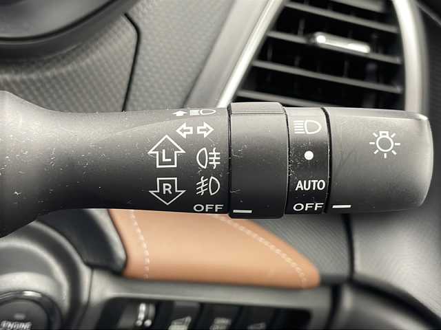 スバル フォレスター ハイブリッド 千葉県 2020(令2)年 4.3万km パール 衝突軽減ブレーキ/オートライト/パドルシフト/4WD/レーンキープアシスト/ヒートシーター/ステアリングヒーター/純正ナビ/（フルセグ/Bluetooth/USB/FM/AM）/ドライブレコーダー/レザーシート/パワーシート/ブラインドスポットモニター/パワーリアゲート/SRH/SRVD