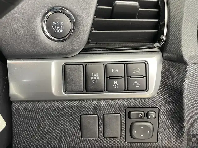 トヨタ エスティマ アエラス プレミアム 埼玉県 2019(令1)年 2.6万km ブラック/レッドマイカメタリック 2トーン 純正ナビ　バックカメラ　ビルトインＥＴＣ　前後ドライブレコーダー　ホンダセンシング　アダプティブクルーズコントロール　シートヒーター　純正アルミホイール　オートライト　ＬＥＤヘッドライト　地デジＴＶ