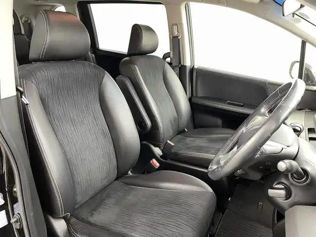 ホンダ フリード ハイブリット ジャストセレクション 福島県 2012(平24)年 15.9万km プレミアムブラキッシュパール 純正ナビ/・型番；VXM-122VFi/・フルセグ/TV/BT/SD/USB/CD/DVD/iPod/AM/FM/バックカメラ/両側パワースライドドア/ハーフレザーシート/クルーズコントロール/オートライト/ETC/社外アルミホイール付きスタッドレスタイヤ/・積み込み純正アルミホイール付きサマータイヤ（185/65/15）/電動格納ミラー/・ウィンカーミラー/純正フロアマット/プッシュスタート/・スマートキー