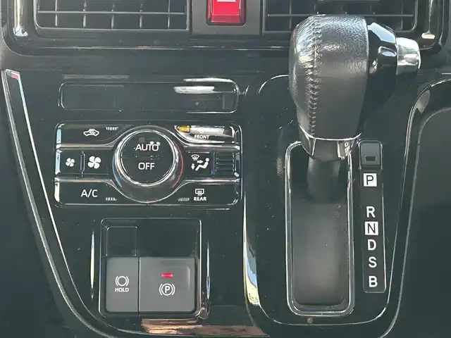 ダイハツ タント カスタム RS スタイルセレクション 鹿児島県 2022(令4)年 3.8万km シャイニングホワイトパール スマートアシスト/-衝突回避支援ブレーキ/-車線逸脱警報/‐レーンキープアシスト/Panasonicナビ　CN-HE01WD/(フルセグTV/Bluetooth/CD/DVD)/全方位カメラ/両側パワースライドドア/レーダークルーズコントロール/前後ドライブレコーダー/LEDヘッドライト/ハーフレザーシート/シートヒーター/純正15インチアルミホイール/スマートキー/ETC