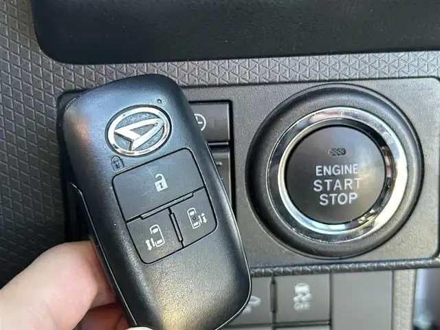 ダイハツ タント カスタム RS スタイルセレクション 鹿児島県 2022(令4)年 3.8万km シャイニングホワイトパール スマートアシスト/-衝突回避支援ブレーキ/-車線逸脱警報/‐レーンキープアシスト/Panasonicナビ　CN-HE01WD/(フルセグTV/Bluetooth/CD/DVD)/全方位カメラ/両側パワースライドドア/レーダークルーズコントロール/前後ドライブレコーダー/LEDヘッドライト/ハーフレザーシート/シートヒーター/純正15インチアルミホイール/スマートキー/ETC