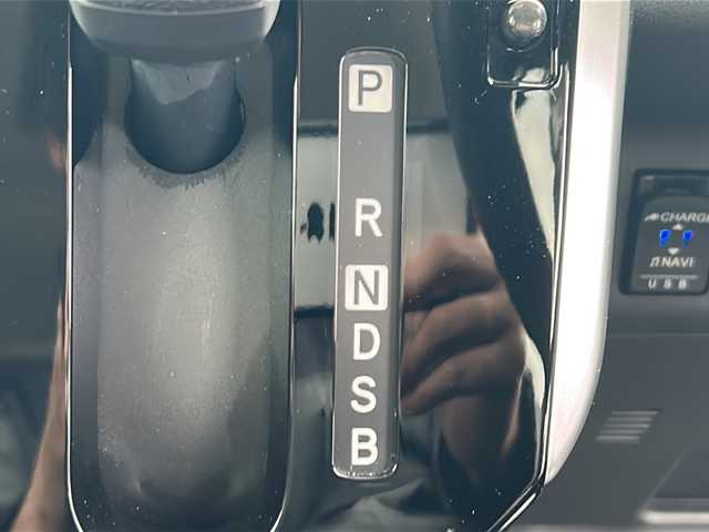 ダイハツ タント カスタム X 福岡県 2019(平31)年 1.2万km ブラックマイカメタリック 純正7インチナビ(AM/FM/CD/DVD/BT/フルセグTV)/Yupiteru　GPS＆レーダー探知機S310i/ETC/運転席シートヒーター/両側パワースライドドア/電動格納ミラー/トラクションコントロール/アイドリングストップ/プッシュスタート/オートライト/社外14インチアルミホイール