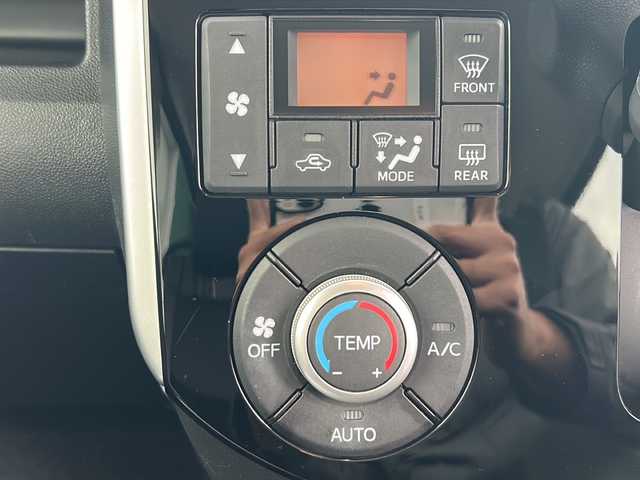 ダイハツ タント カスタム X 福岡県 2019(平31)年 1.2万km ブラックマイカメタリック 純正7インチナビ(AM/FM/CD/DVD/BT/フルセグTV)/Yupiteru　GPS＆レーダー探知機S310i/ETC/運転席シートヒーター/両側パワースライドドア/電動格納ミラー/トラクションコントロール/アイドリングストップ/プッシュスタート/オートライト/社外14インチアルミホイール