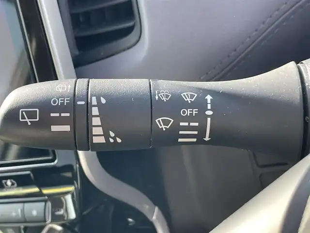 日産 セレナ e－パワー ハイウェイスター V 岡山県 2022(令4)年 5.1万km ブリリアントホワイトパール 登録時走行距離50276km/ALPINE11インチナビ/フルセグTV(AM/FM/CD/DVD/Bluetooth)/ALPINE12.8インチフリップダウンモニター/両側パワースライドドア/アラウンドビューモニター/ビルトインETC/ドライブレコーダー/インテリジェントルームミラー/プロパイロット/・インテリジェントクルーズコントロール/・車線逸脱防止支援システム/クリアランスソナー/衝突軽減ブレーキ/横滑り防止装置/オートマチックハイビーム/アイドリングストップ/D/N席シートヒーター/ステアリングヒーター/16インチ純正AW/社外フロアマット