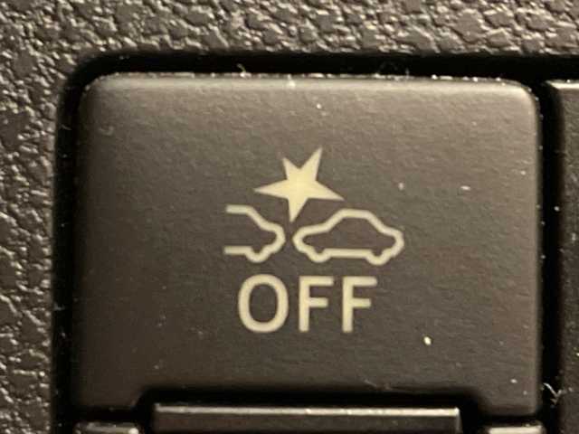 ダイハツ ミラ イース L SAⅢ 福井県 2020(令2)年 4.3万km ブラックマイカメタリック ストラーダ７インチメモリーナビ/ワンセグTV/CD/BT/スマートアシストIII/・衝突回避支援ブレーキ/・オートハイビーム/・コーナーセンサー/盗難防止装置/ETC/ミラー一体型ドライブレコーダー/社外AW付スタッドレスタイヤ車載/社外フロアマット