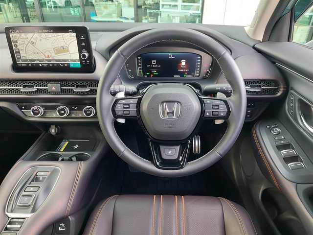 ホンダ ＺＲ－Ｖ ハイブリッド e:HEV Z 東京都 2024(令6)年 0.3万km 緑 純正ナビ/マルチビューカメラシステム/ドライブレコーダー/ビルトインETC/BOSEプレミアムサウンドシステム/レザーシート/パワーシート/シートヒーター/ステアリングヒーター/パドルシフト/Honda　SENSING/・衝突軽減ブレーキ/・誤発進抑制機能/・路外逸脱抑制機能/・アダプティブクルーズコントロール/・車線維持支援システム/・ブラインドスポットモニター