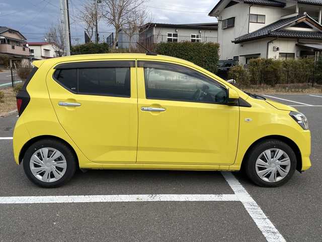 ダイハツ ミラ イース X SAⅢ 福島県 2018(平30)年 2.2万km レモンスカッシュクリスタルM ワンオーナー車/電動格納ミラー/リモコンキー/スペアキー１本/ＬＥＤライト/前後コーナーセンサー/Ｗエアバック/衝突被害軽減ブレーキ/ＡＢＳ/横滑り装置/純正アルミホイール