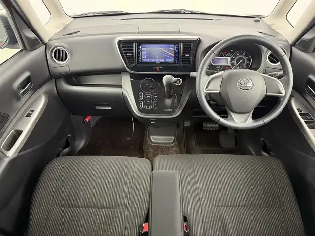 日産 デイズ ルークス ハイウェイスターX 愛知県 2015(平27)年 3.8万km スパークリングレッドM SDナビ/アラウンドビューモニター/パワースライドドア/ETC/ドライブレコーダー/オートライト/電動格納ミラー/純正14インチアルミホイール/ステアリングスイッチ/純正フロアマット/ロールサンシェード/LEDヘッドライト/プッシュスタート/スマートキー