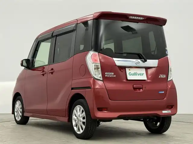 日産 デイズ ルークス ハイウェイスターX 愛知県 2015(平27)年 3.8万km スパークリングレッドM SDナビ/アラウンドビューモニター/パワースライドドア/ETC/ドライブレコーダー/オートライト/電動格納ミラー/純正14インチアルミホイール/ステアリングスイッチ/純正フロアマット/ロールサンシェード/LEDヘッドライト/プッシュスタート/スマートキー