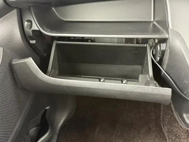 日産 デイズ ルークス ハイウェイスターX 愛知県 2015(平27)年 3.8万km スパークリングレッドM SDナビ/アラウンドビューモニター/パワースライドドア/ETC/ドライブレコーダー/オートライト/電動格納ミラー/純正14インチアルミホイール/ステアリングスイッチ/純正フロアマット/ロールサンシェード/LEDヘッドライト/プッシュスタート/スマートキー