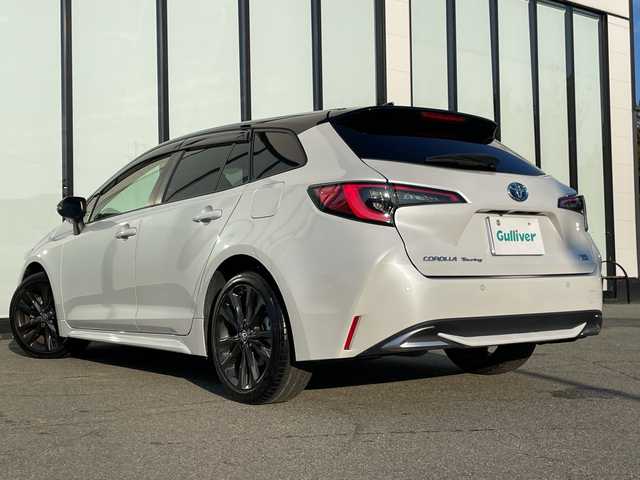 トヨタ カローラツーリング ハイブリッド ダブルバイビー 大阪府 2023(令5)年 4.2万km アティチュードブラックマイカ/プラチナホワイトパールマイカ トヨタセーフティセンス　/純正ディスプレイオーディオ　/　フルセグＴＶ／ＨＤＭＩ／ＵＳＢ／/　ａｐｐｌｅｃａｒｐｌａｙ　テレビキャンセラー　/バックカメラ　/追従型クルーズコントロール　/ＢＳＭ /シートヒーター/ステアリングヒーター/HUD/置き型充電スポット/ビルトインETC２．０/コーナーセンサー/ウィンドシールドデアイサー/SOSコール