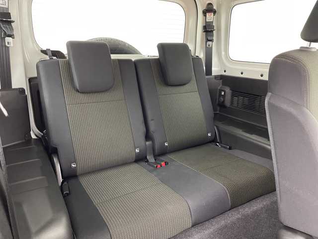 スズキ ジムニー シエラ JC 熊本県 2022(令4)年 1.7万km ピュアホワイトP 純正8型SDナビ/フルセグテレビ/CD/DVD/SD/Bluetooth/USB/バックカメラ/前ドライブレコーダー/クルーズコントロール/衝突軽減ブレーキ/レーンキープアシスト/スズキセーフティーサポート/ビルトインETC/革ハンドル/ハンドルリモコン/前席シートヒーター/アイドリングストップ/オートライト/フォグ/スマートキー/スペアキー/純正ラバーマット