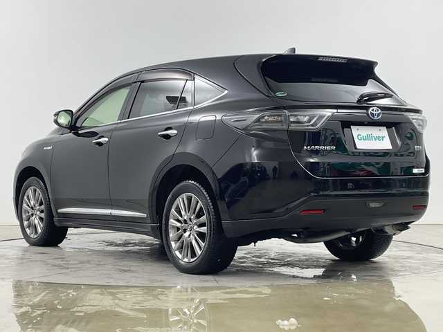 トヨタ ハリアー ハイブリッド プレミアム アドバンスドP 道央・札幌 2014(平26)年 2.8万km ブラック ・４WD/ハイブリッド/寒冷地仕様/・トヨタセーフティセンス/・プリクラッシュセーフティ/・純正メーカーナビ/・JBLサウンドシステム/・DVD.CD.SD.BT./・パノラミックビューモニター/・ムーンルーフ/・レーダークルーズコントロール/・フロントリップスポイラー/・パワーバックドア/・ハーフレザーシート/パワーシート/・LEDライト/オートハイビーム/・ウッドコンビハンドル/・キー一体型純正エンジンスターター/・スマートキーｘ２/・置くだけ充電