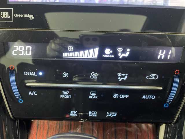 トヨタ ハリアー ハイブリッド プレミアム アドバンスドP 道央・札幌 2014(平26)年 2.8万km ブラック ・４WD/ハイブリッド/寒冷地仕様/・トヨタセーフティセンス/・プリクラッシュセーフティ/・純正メーカーナビ/・JBLサウンドシステム/・DVD.CD.SD.BT./・パノラミックビューモニター/・ムーンルーフ/・レーダークルーズコントロール/・フロントリップスポイラー/・パワーバックドア/・ハーフレザーシート/パワーシート/・LEDライト/オートハイビーム/・ウッドコンビハンドル/・キー一体型純正エンジンスターター/・スマートキーｘ２/・置くだけ充電