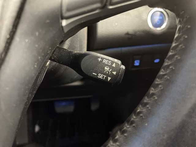 トヨタ ハリアー ハイブリッド プレミアム アドバンスドP 道央・札幌 2014(平26)年 2.8万km ブラック ・４WD/ハイブリッド/寒冷地仕様/・トヨタセーフティセンス/・プリクラッシュセーフティ/・純正メーカーナビ/・JBLサウンドシステム/・DVD.CD.SD.BT./・パノラミックビューモニター/・ムーンルーフ/・レーダークルーズコントロール/・フロントリップスポイラー/・パワーバックドア/・ハーフレザーシート/パワーシート/・LEDライト/オートハイビーム/・ウッドコンビハンドル/・キー一体型純正エンジンスターター/・スマートキーｘ２/・置くだけ充電