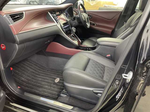 トヨタ ハリアー ハイブリッド プレミアム アドバンスドP 道央・札幌 2014(平26)年 2.8万km ブラック ・４WD/ハイブリッド/寒冷地仕様/・トヨタセーフティセンス/・プリクラッシュセーフティ/・純正メーカーナビ/・JBLサウンドシステム/・DVD.CD.SD.BT./・パノラミックビューモニター/・ムーンルーフ/・レーダークルーズコントロール/・フロントリップスポイラー/・パワーバックドア/・ハーフレザーシート/パワーシート/・LEDライト/オートハイビーム/・ウッドコンビハンドル/・キー一体型純正エンジンスターター/・スマートキーｘ２/・置くだけ充電