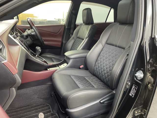 トヨタ ハリアー ハイブリッド プレミアム アドバンスドP 道央・札幌 2014(平26)年 2.8万km ブラック ・４WD/ハイブリッド/寒冷地仕様/・トヨタセーフティセンス/・プリクラッシュセーフティ/・純正メーカーナビ/・JBLサウンドシステム/・DVD.CD.SD.BT./・パノラミックビューモニター/・ムーンルーフ/・レーダークルーズコントロール/・フロントリップスポイラー/・パワーバックドア/・ハーフレザーシート/パワーシート/・LEDライト/オートハイビーム/・ウッドコンビハンドル/・キー一体型純正エンジンスターター/・スマートキーｘ２/・置くだけ充電