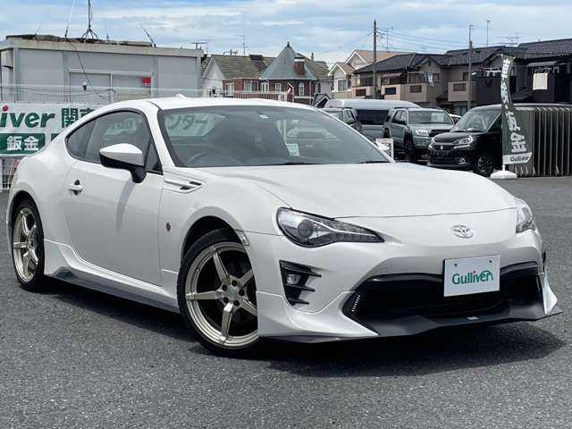 トヨタ ８６ GT 千葉県 2017(平29)年 2.6万km クリスタルホワイトパール ワンオーナー/TRDエアロ/TRDマフラー/TRD18インチAW/純正SDナビ/フルセグTV（NSZT-W66T）/バックカメラLEDヘッドライト/LEDフォグライト/保証書/取扱説明書/スペアキー