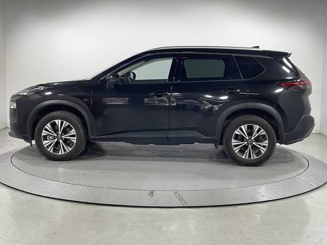 日産 エクストレイル X e－4ORCE 広島県 2022(令4)年 3.2万km ダイヤモンドブラック 12.3型ニッサンコネクトナビ/・メモリナビ/・AppleCarPlay/AndroidAuto/・フルセグTV/・USB入力端子/プロパイロット/インテリジェントアラウンドビューモニター/インテリジェントルームミラー/パワーシート/シートヒーター/ステアリングヒーター/パワーバックドア/インテリジェントエマージェンシーブレーキ/車線逸脱防止支援/車線逸脱警報/後側方車両検知警報/踏み間違い衝突防止/後退時車両検知警報/ハイビームアシスト/LEDヘッドランプ/ヒルディセントコントロール/ETC2.0/ドライブレコーダー/AC100V/1500W電源