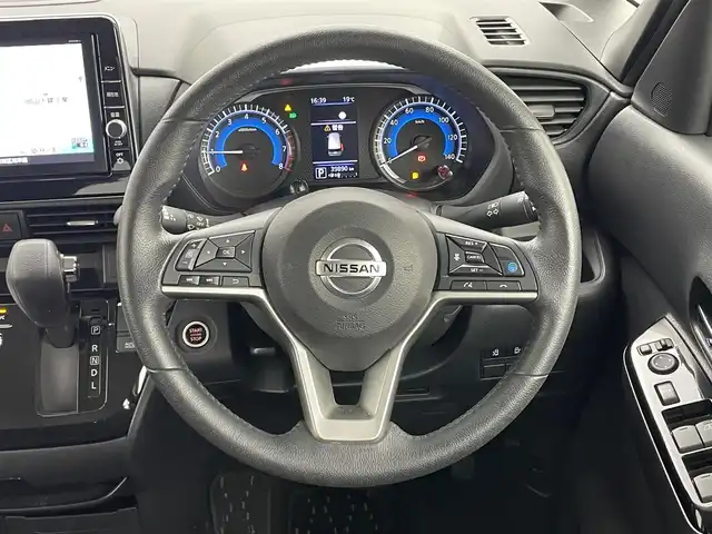 日産 ルークス HWS Gターボ プロパイロットED 岡山県 2021(令3)年 4万km アトランティックブルー 純正9型ナビ/・FM/AM/Bluetooth/フルセグ/CD/DVD/アラウンドビューモニター/プロパイロット/安全システム/・インテリジェント エマージェンシーブレーキ/・踏み間違い衝突防止アシスト/・インテリジェント LI/LDW/・コーナーセンサー/・ハイビームアシスト/両側パワースライドドア/ETC/USB入力端子/LEDヘッドライト/純正15インチアルミ/純正フロアマット