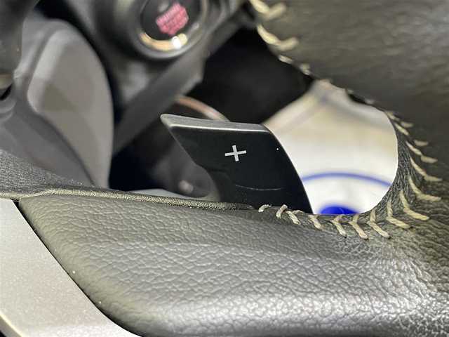 スバル クロストレック リミテッド 岩手県 2023(令5)年 5.2万km クリスタルブラックシリカ ４WD/寒冷地仕様/全周囲カメラ/ワイヤレス充電器/アイサイト/アイサイトツーリングアシスト/全車速追従機能付きクルーズコントロール/アクティブレーンキープ/プリクラッシュブレーキ/エマージェンシーブレーキレーンキープ/誤発進抑制制御/先行車発進告知機能/アダプティブドライビングビーム/X-MODE/ヒルディセントコントロール/コーナーセンサー/11.6インチディスプレイオーディオ/フルセグTV/AppleCarPlay・AndroidAuto/ETC/ステアリング連動ヘッドランプ/パワーシート/シートヒーター/ステアリングヒーター/純正18インチアルミホイール