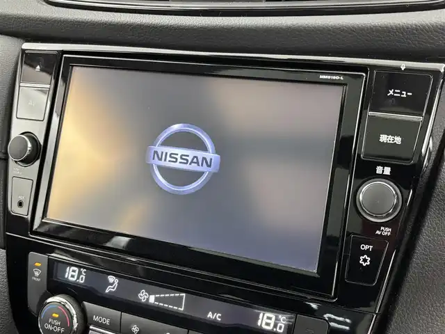 日産 エクストレイル 20Xi エクストリーマーX 埼玉県 2020(令2)年 5.7万km ブリリアントホワイトパール サンルーフ　純正9インチナビ　フルセグ　CD DVD BT　全方位カメラ　エマージェンシーブレーキ　レーダークルコン　ETC　ドラレコ　インテリジェントルームミラー　LEDオートライト　シートヒーター　レザーシート　アイドリングストップ　ルーフレール　