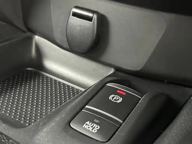 日産 エクストレイル 20Xi エクストリーマーX 埼玉県 2020(令2)年 5.7万km ブリリアントホワイトパール サンルーフ　純正9インチナビ　フルセグ　CD DVD BT　全方位カメラ　エマージェンシーブレーキ　レーダークルコン　ETC　ドラレコ　インテリジェントルームミラー　LEDオートライト　シートヒーター　レザーシート　アイドリングストップ　ルーフレール　