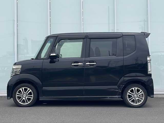ホンダ Ｎ ＢＯＸ ＋ カスタム G Lパッケージ 神奈川県 2013(平25)年 11.4万km クリスタルブラックパール 純正メモリーナビ/フルセグ/CD/DVD/Bluetooth/両側パワースライドドア　/バックカメラ　/キセノンヘッドライト　/オートライト　　/スマートキー/プッシュスタート　/純正フロアマット/ラバーマット/純正AW　/ABS/ＥＴＣ/横滑り防止装置/保証書