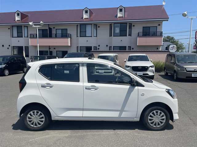 ダイハツ ミラ イース L SAⅢ 道央・札幌 2020(令2)年 5.3万km ホワイト 登録時走行距離52323ｋｍ/　４　W　D　/スマートアシストIII/社外メモリナビ(FM/AM/SD/BT)/アイドリングストップ/ドアバイザー/ETC/スペアキー×１/リモコンキー/パーキングアシスト/純正フロアマット/横滑り防止装置/コーナーセンサー/盗難防止装置/オートライト/オートマチックハイビーム/衝突軽減ブレーキ/レーンキープアシスト/ヘッドライトレベライザー