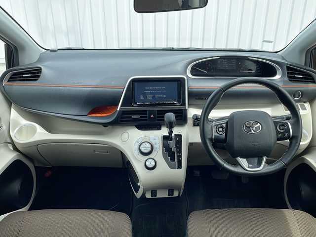 トヨタ シエンタ G 三重県 2018(平30)年 2.4万km ヴィンテージブラウンパールクリスタルシャイン 社外SDナビ、フルセグTV/社外CD、DVD再生、Bluetooth/両側パワースライドドア/アイドリングストップ/スマートキー/プッシュスタート/前席シートヒーター/バックカメラ/LEDヘッドライト/ウィンカーミラー/ステアリングリモコン/オートライト/横滑り防止装置/ISOFIX/ETC/保証書/取扱説明書/電動格納ミラー/禁煙車