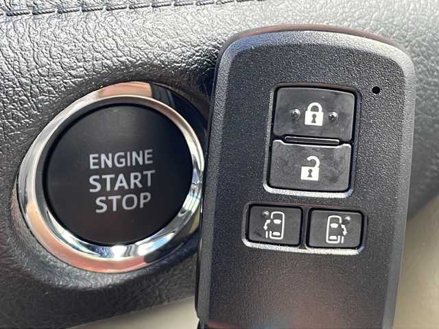 トヨタ シエンタ G 三重県 2018(平30)年 2.4万km ヴィンテージブラウンパールクリスタルシャイン 社外SDナビ、フルセグTV/社外CD、DVD再生、Bluetooth/両側パワースライドドア/アイドリングストップ/スマートキー/プッシュスタート/前席シートヒーター/バックカメラ/LEDヘッドライト/ウィンカーミラー/ステアリングリモコン/オートライト/横滑り防止装置/ISOFIX/ETC/保証書/取扱説明書/電動格納ミラー/禁煙車